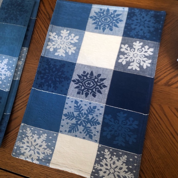 6-sets Blue Snowflake Placements & Napkins - Picture 6 of 6